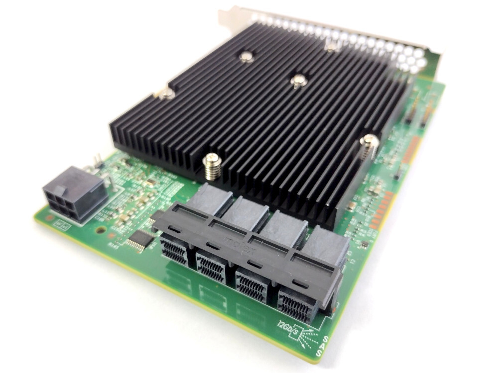 LSI 9300-16i SAS HBA コントローラー 1 - Lsi 9300 16I Hba It Mode のレビューと価格